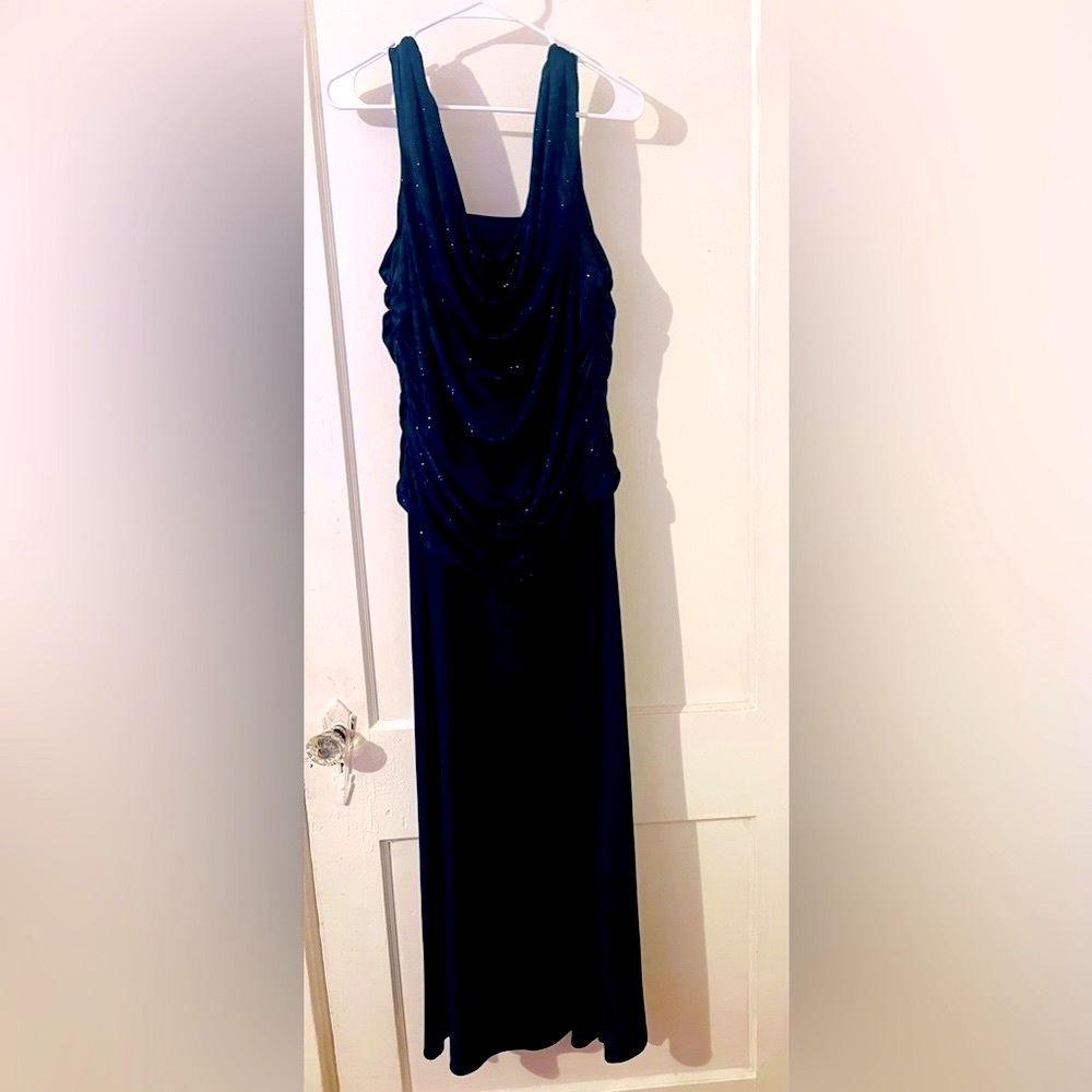R&M RICHARDS Women’s Navy Ruched Glitter Gown Sleeveless Evening Dress Plus 22W.